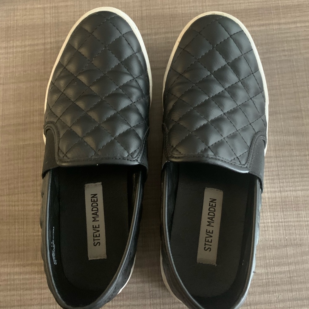 Steve Madden Endell sandal